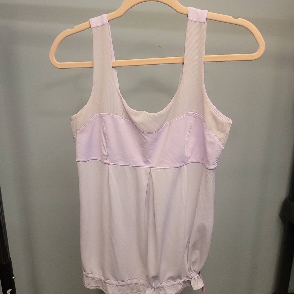 Lululemon tank